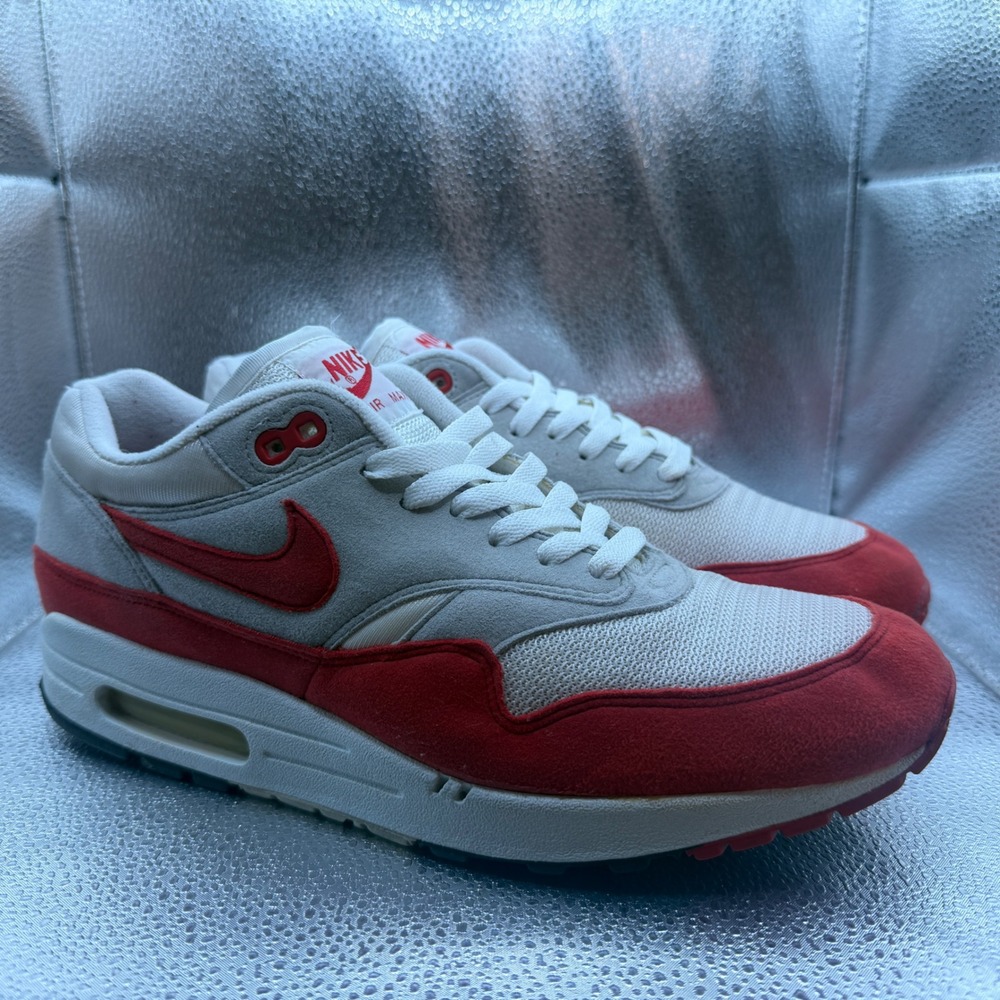 Size 10.5 Nike Air Max 1 2005 History of AIR Mens Red 313097-161 2005 Sport